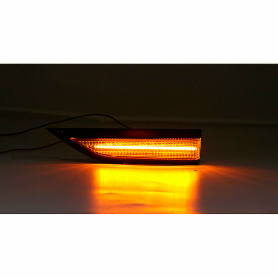 Clignotants lat&eacute;raux LED dynamiques adaptables sur Volkswagen Transporter T6 2015